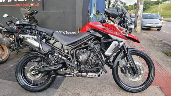 TRIUMPH TIGER 800 XCA 